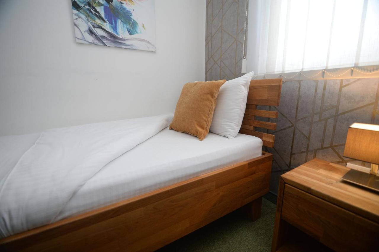 Apartmani Carolija Lucani Exterior foto