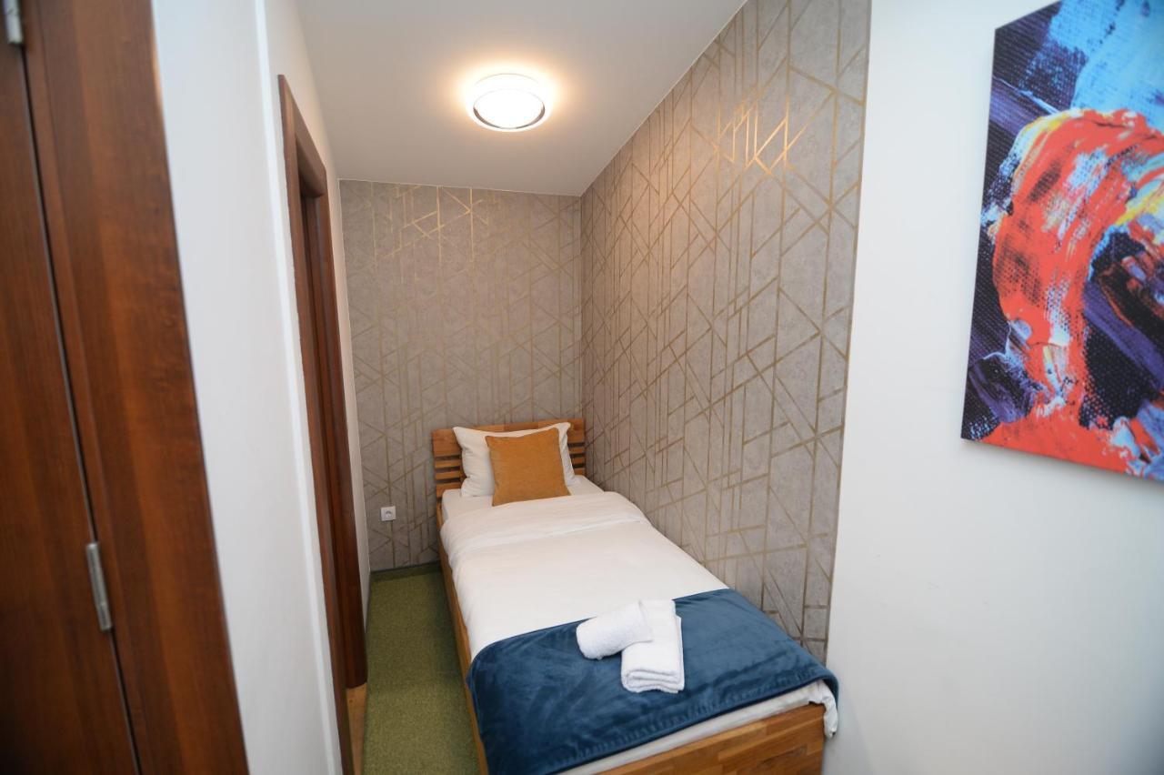 Apartmani Carolija Lucani Exterior foto