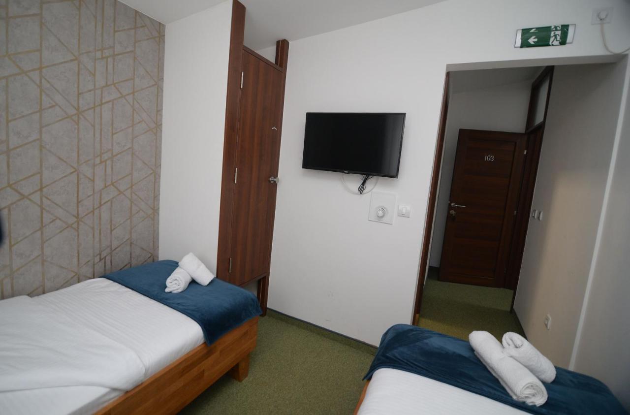 Apartmani Carolija Lucani Exterior foto