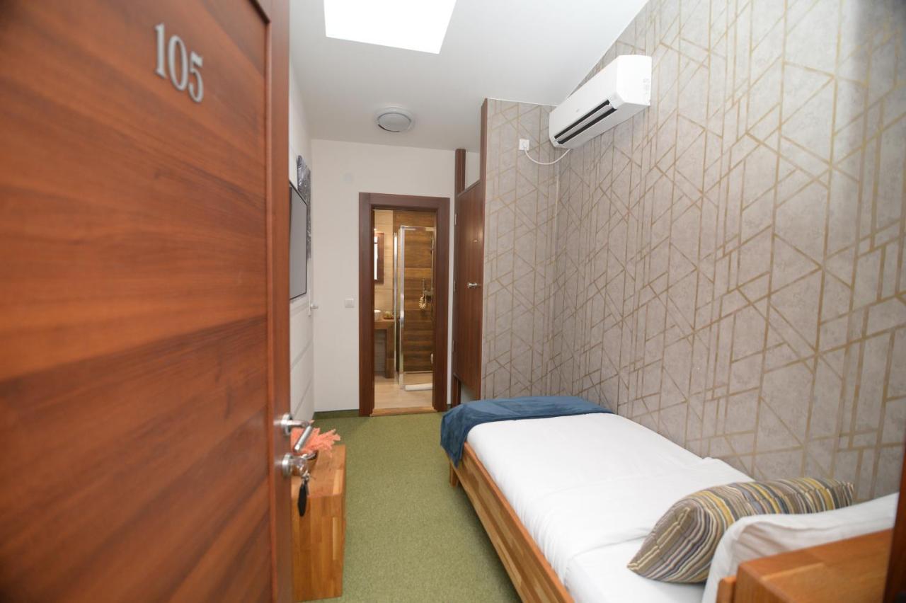 Apartmani Carolija Lucani Exterior foto
